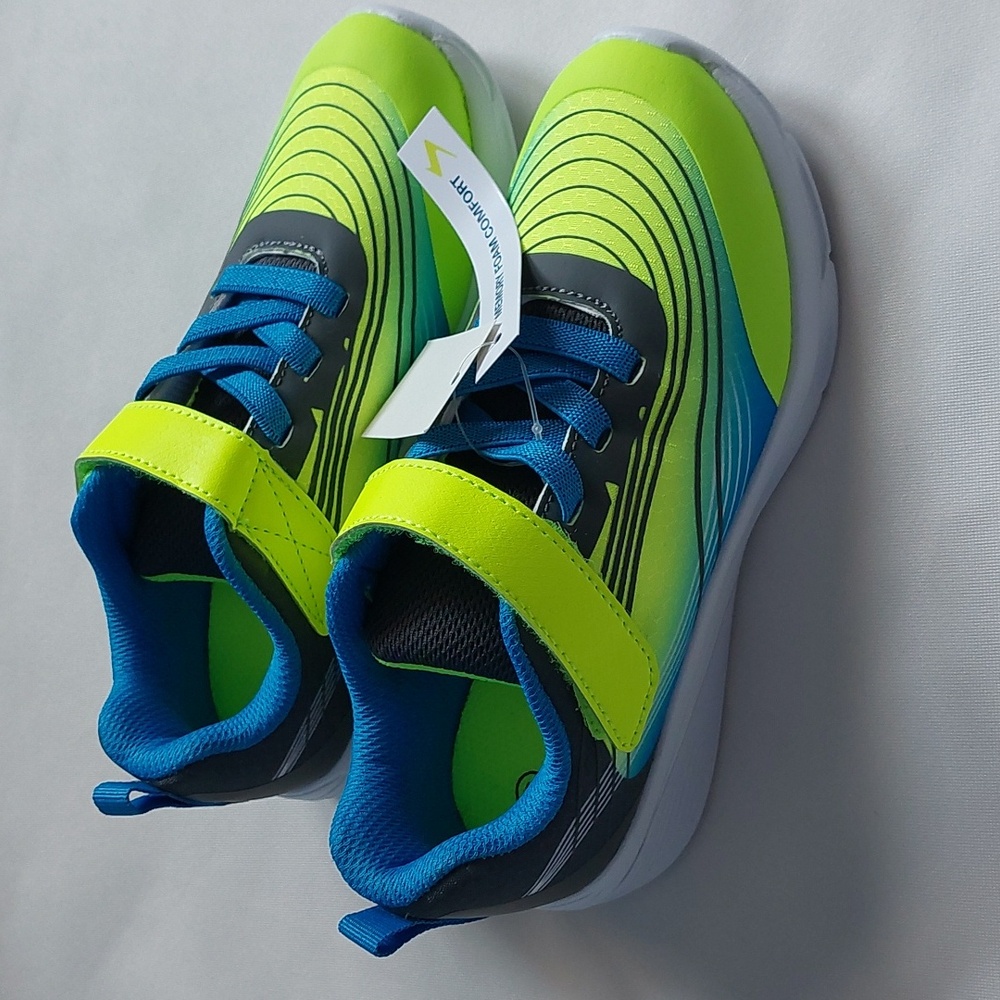 Vivele Kids Neon Green and Blue Athletic‎ Shoes Size 1M